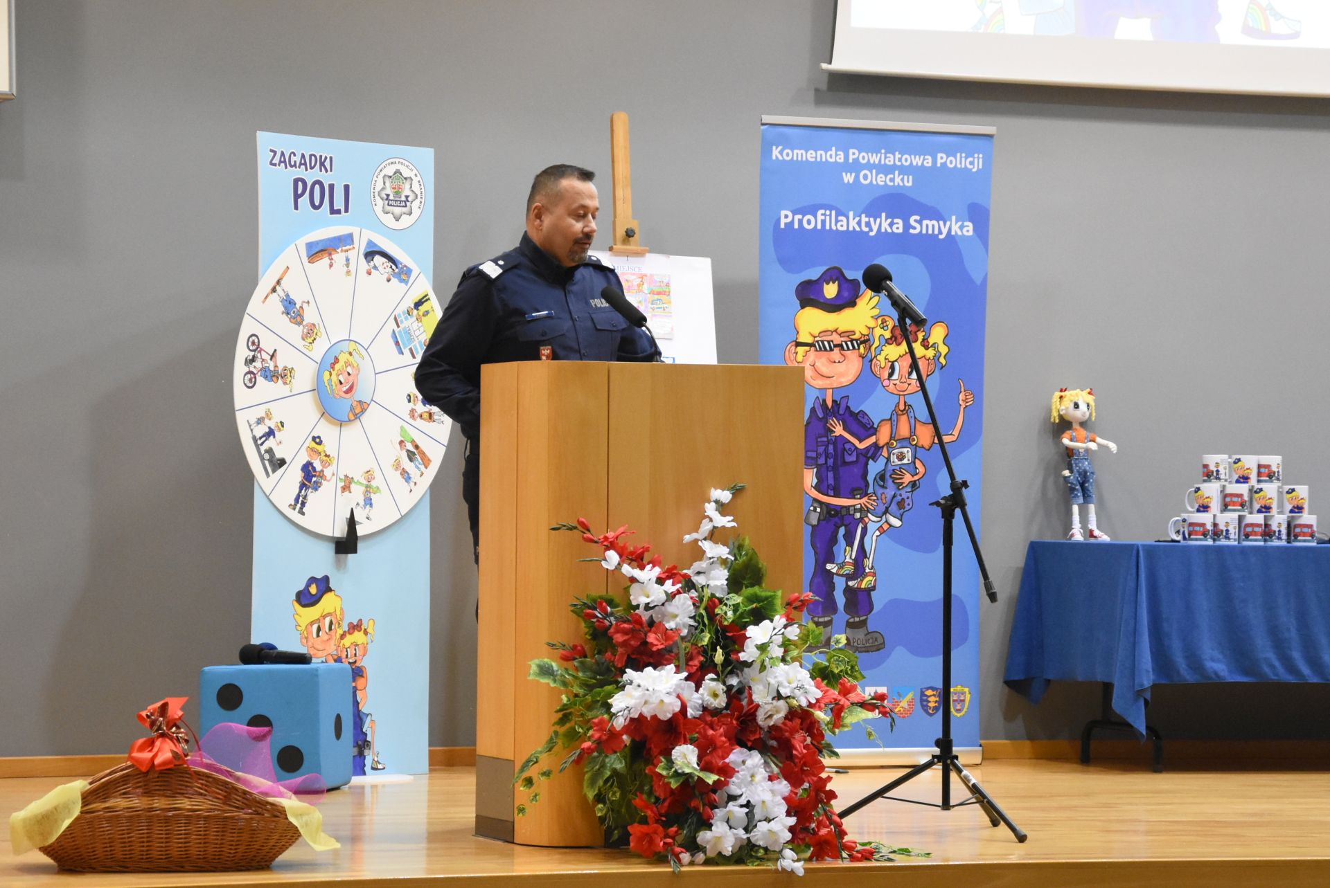 Gala podsumowująca program profilaktyczny "Profilaktyka smyka" - przemowa Wojewódzkiego Komendanta Policji