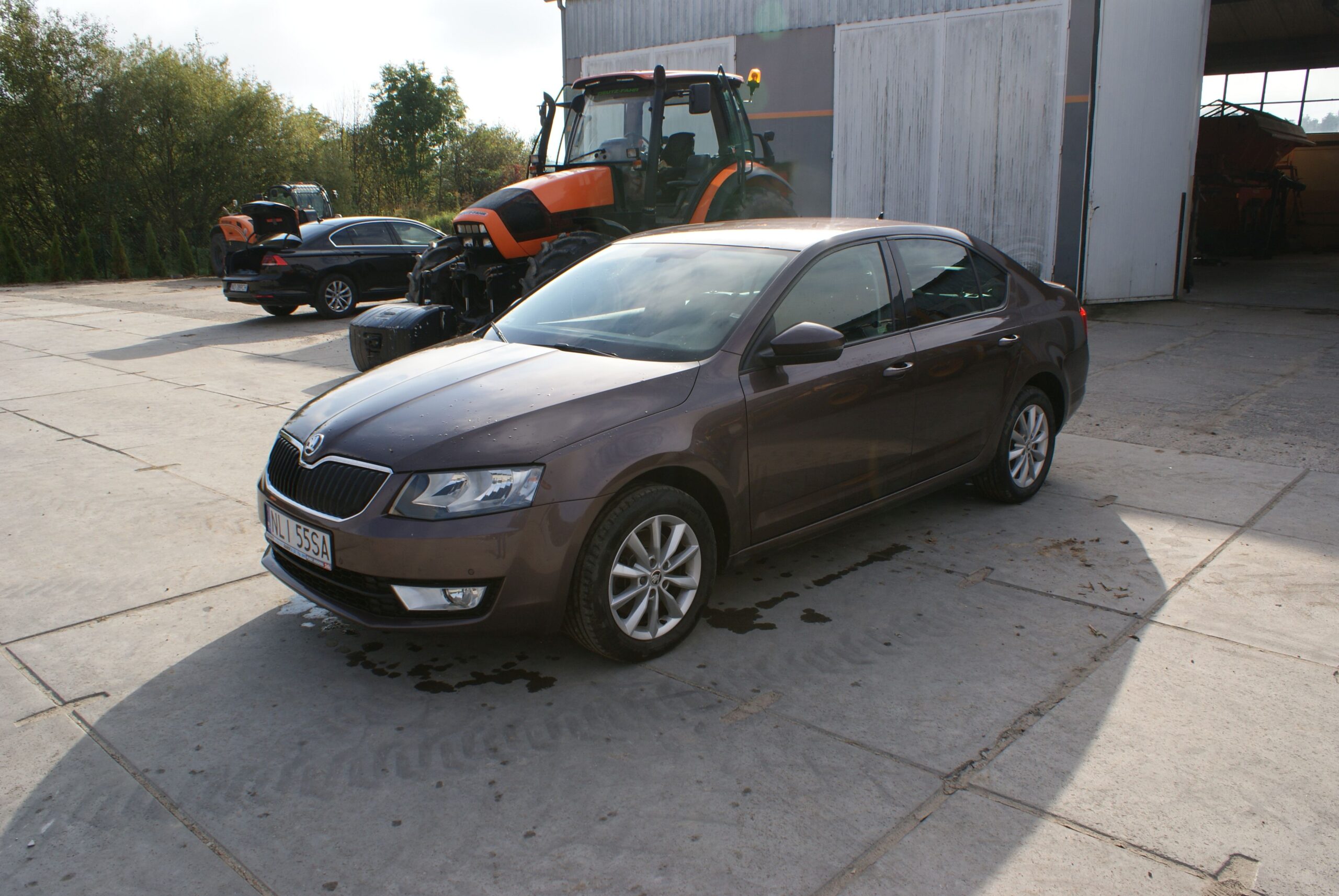 samochód osobowy SKODA OCTAVIA